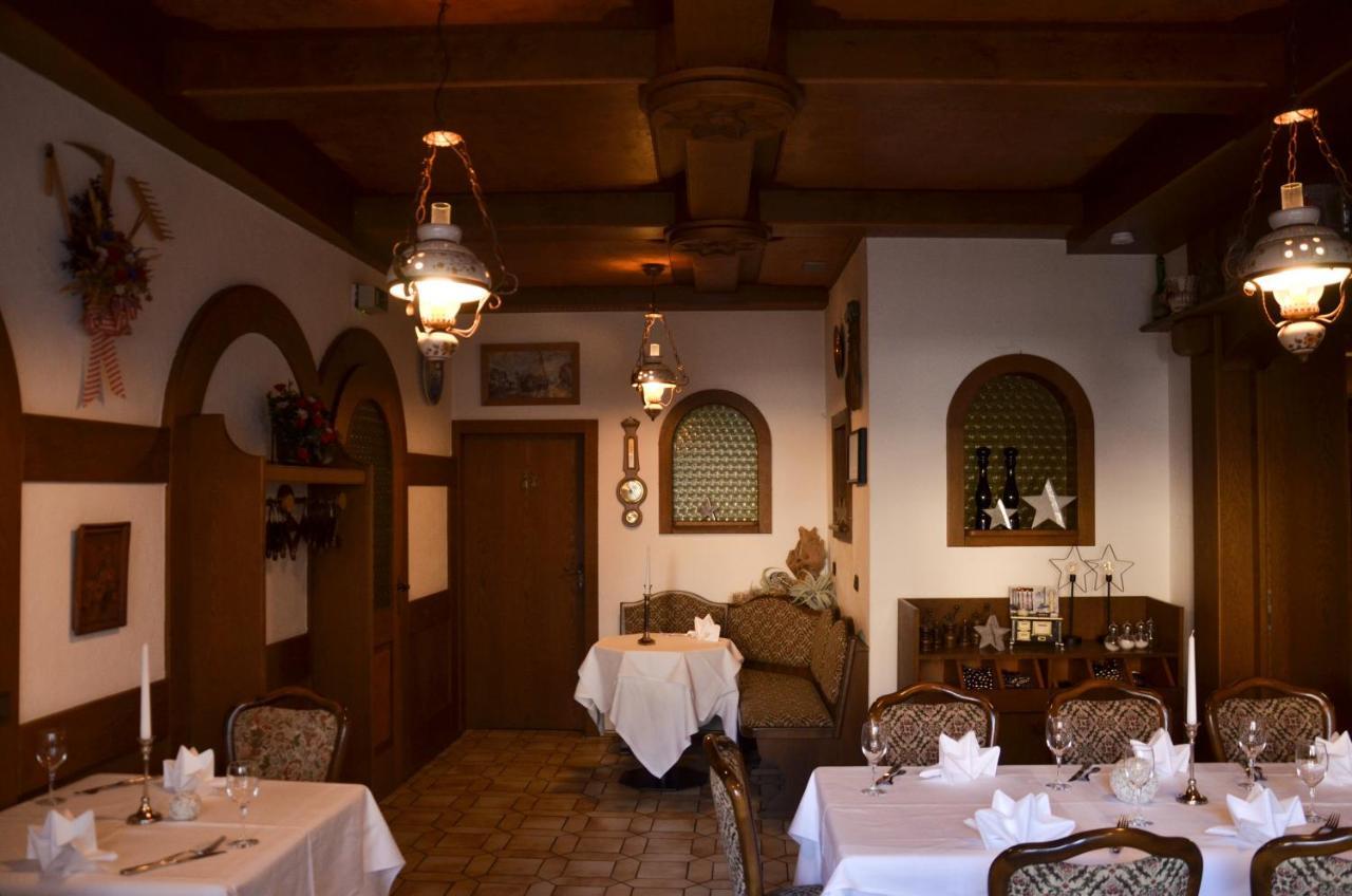 Hotel Restaurant Lamm Monsheim  Exteriör bild